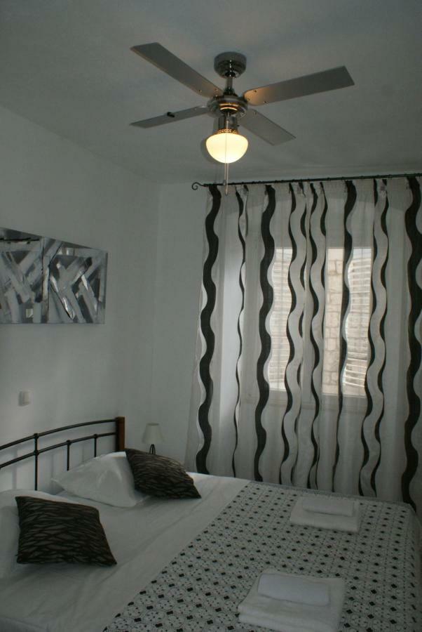Apartman Old Town Trogir Bagian luar foto